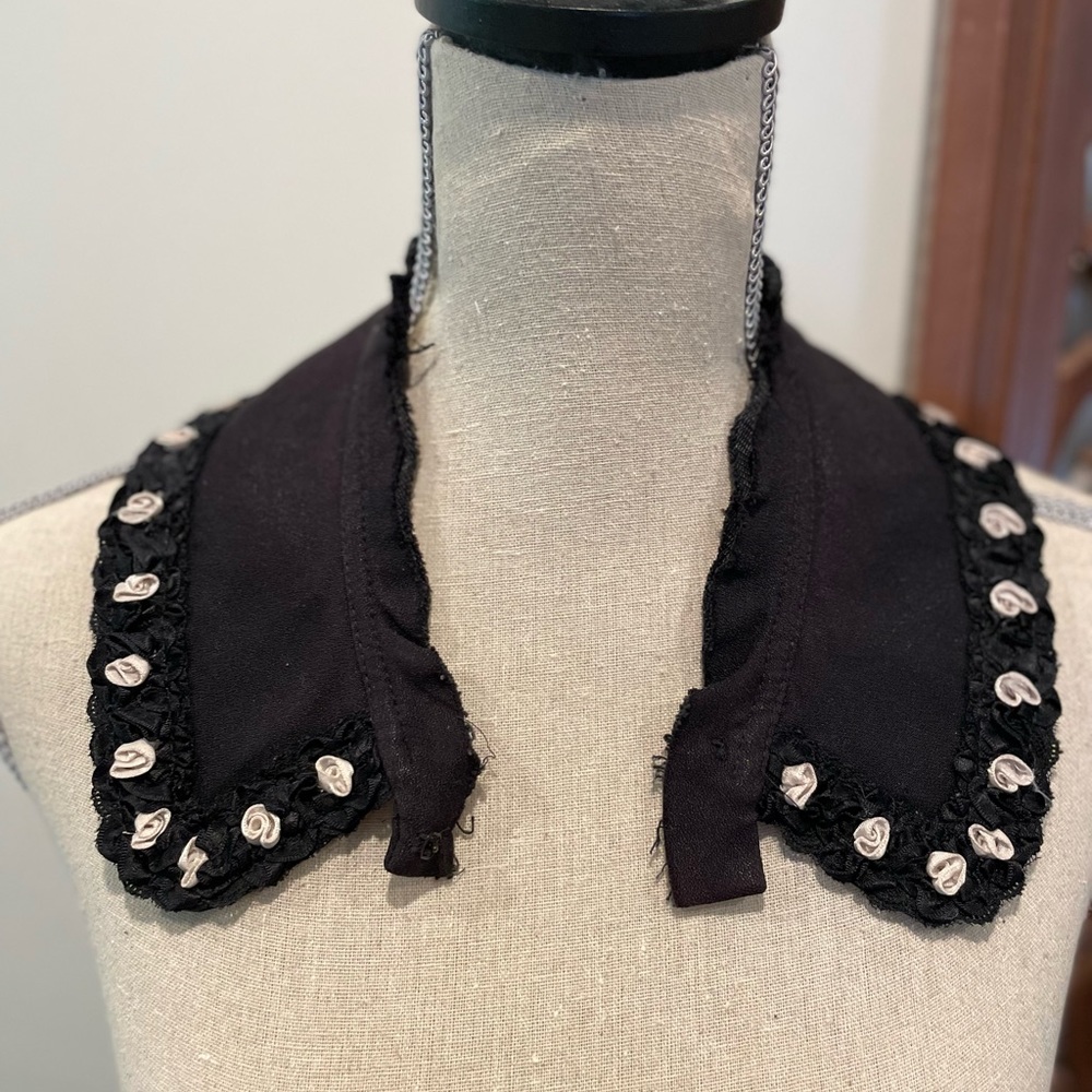 Vintage handmade collar necklace - Picture 3 of 6